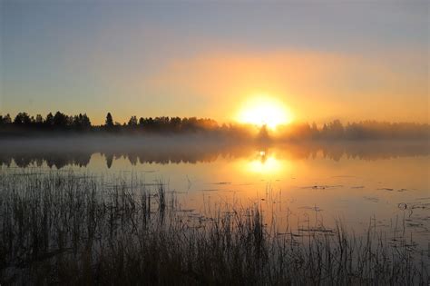 aurinko nousee lohja|Lohja